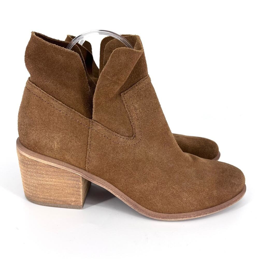 BP. Suede Notched Booties Cognac‎ Brown 8